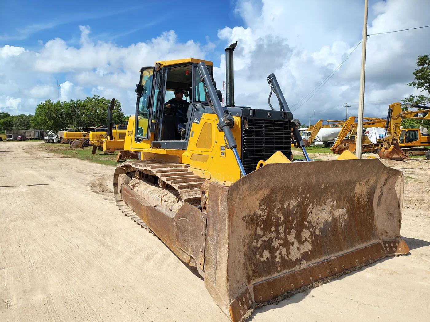Bulldozer John Deere 850J, unidad BD-106