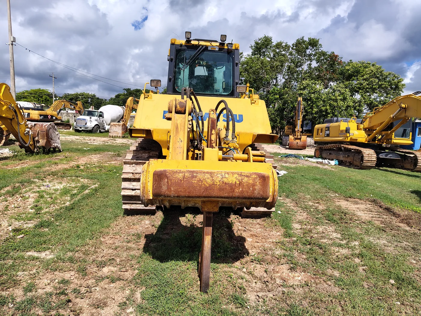 Bulldozer Komatsu D155AX-6EO, unidad BD-111