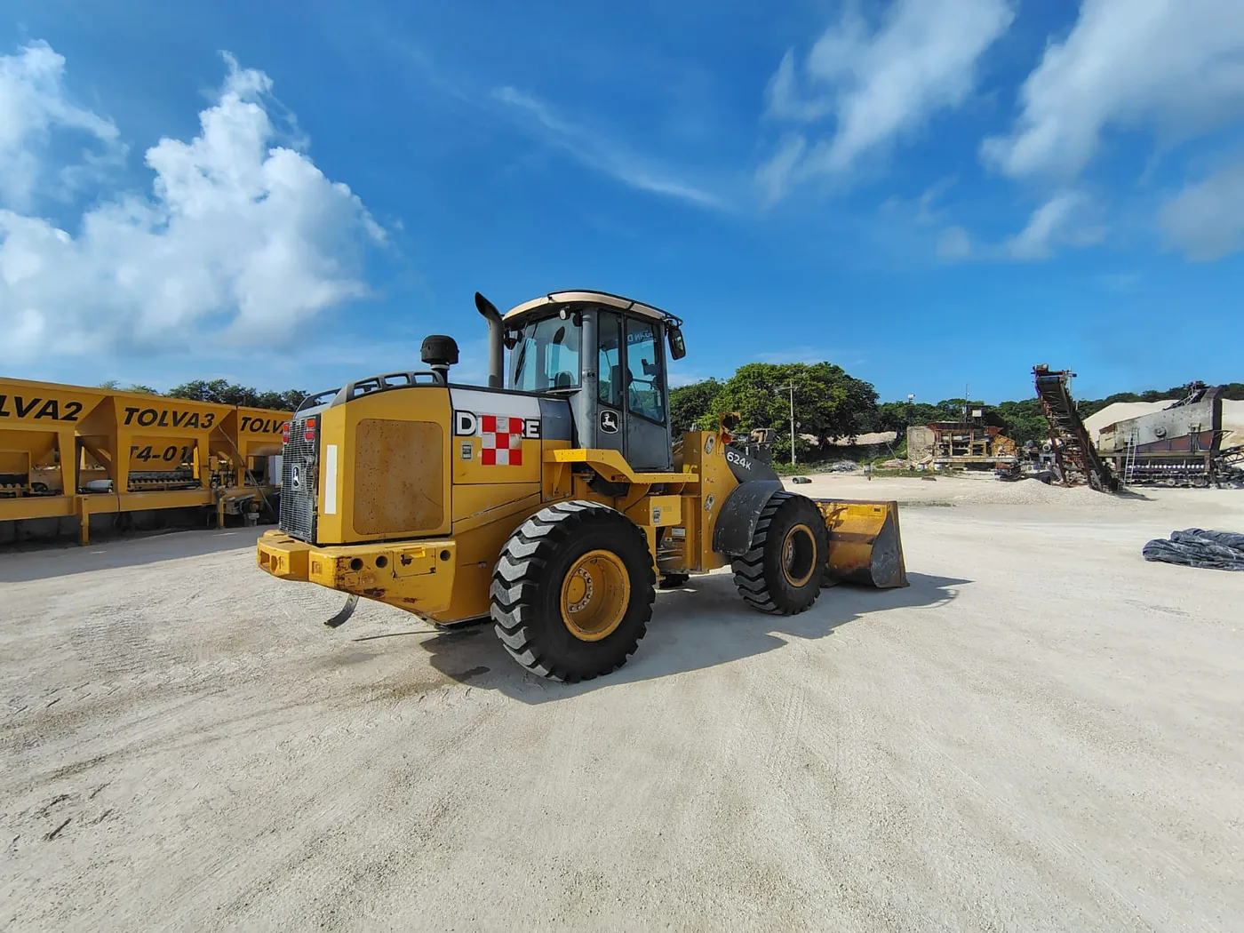 Cargador frontal John Deere 624K, unidad CF-16